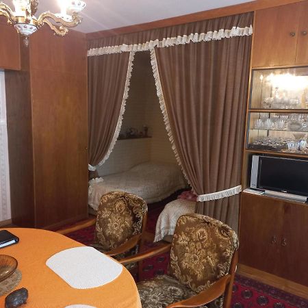 Ferienwohnung ,,Wohnen Wie Zu Grossmutter'S Zeiten'' Viena Exterior foto